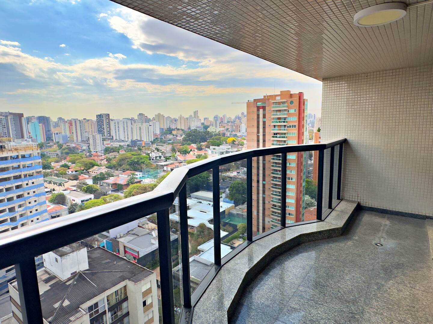 #1652 - Apartamento para Venda em São Paulo - SP