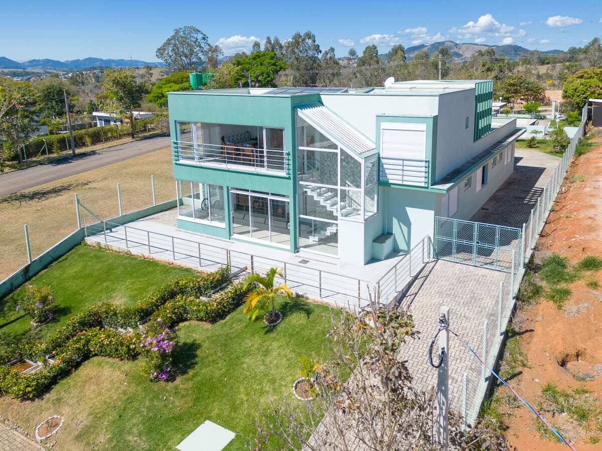 #1674 - Casa para Venda em Piracaia - SP