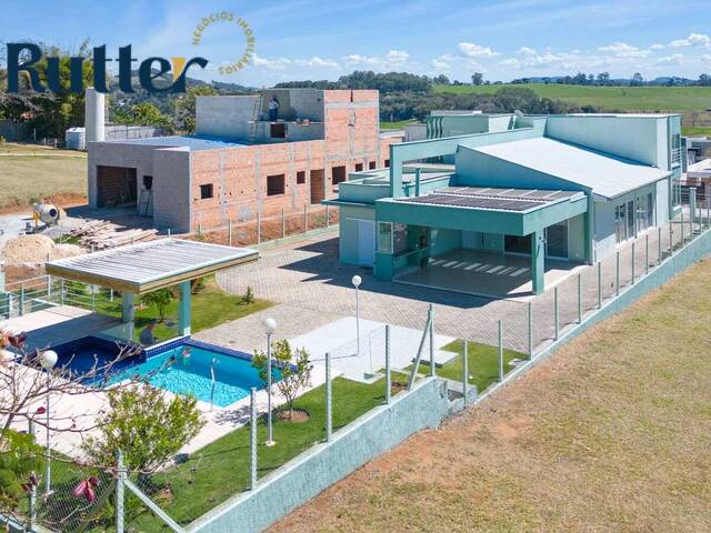 #1674 - Casa para Venda em Piracaia - SP - 2