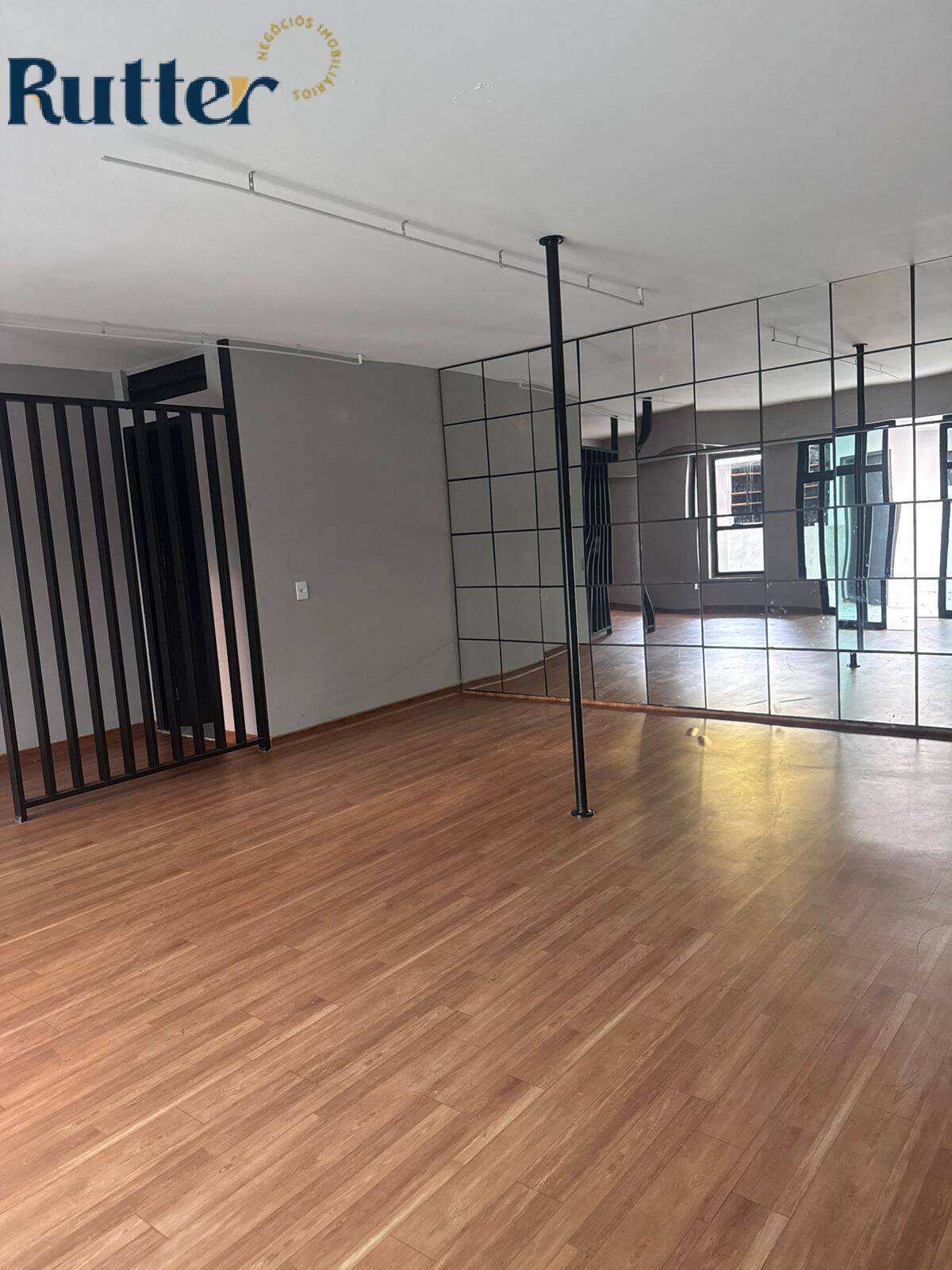 Casa à venda e aluguel com 5 quartos, 500m² - Foto 9