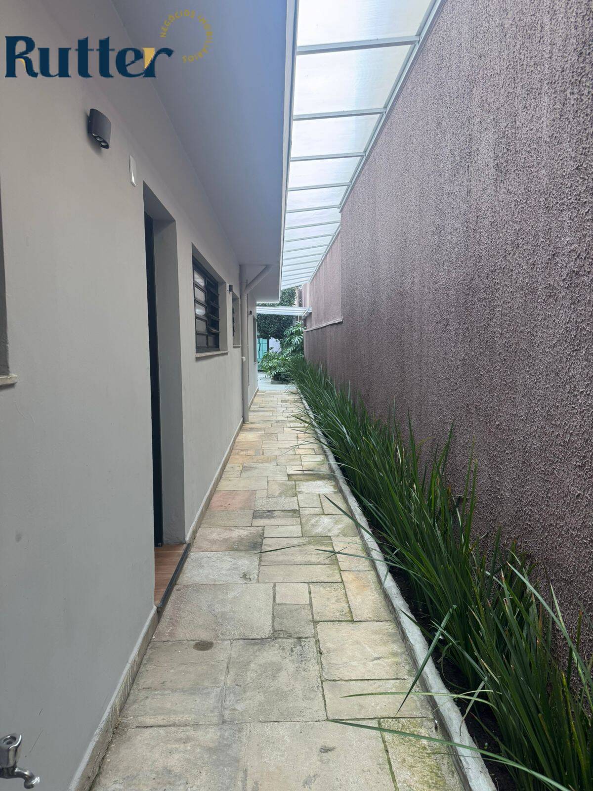 Casa à venda e aluguel com 5 quartos, 500m² - Foto 22